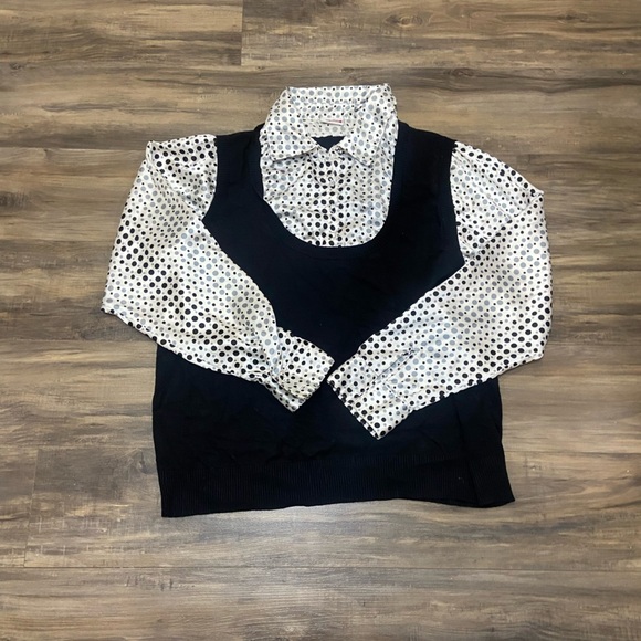 Midtown Retro Polkadot Top - Picture 2 of 5